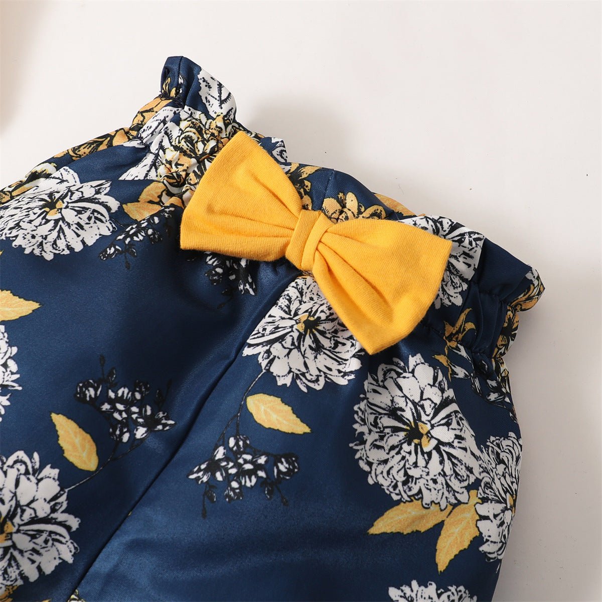 3PCS Baby Girl Summer Outfit - Ruffle Sleeve Bodysuit, Floral Shorts & Headband Set (0–18M) - Horizon DealsHorizon Deals0 - 3M3PCS Baby Girl Summer Outfit - Ruffle Sleeve Bodysuit, Floral Shorts & Headband Set (0–18M)yellow7EB3BD07D8564132A5735C069B1A31ABHorizon Dealseprolo3PCS Baby Girl Summer Outfit - Ruffle Sleeve Bodysuit, Floral Shorts & Headband Set (0–18M)
