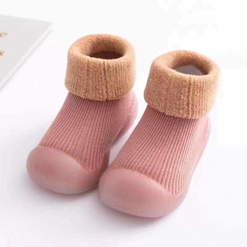 Baby Plush Non - Slip Walking Shoes - Horizon DealsHorizon Deals18/19(11.5cm)Baby Plush Non - Slip Walking ShoesRose pink8686281099444545BD24FC4A7D2E2607Horizon DealseproloBaby Plush Non - Slip Walking Shoes