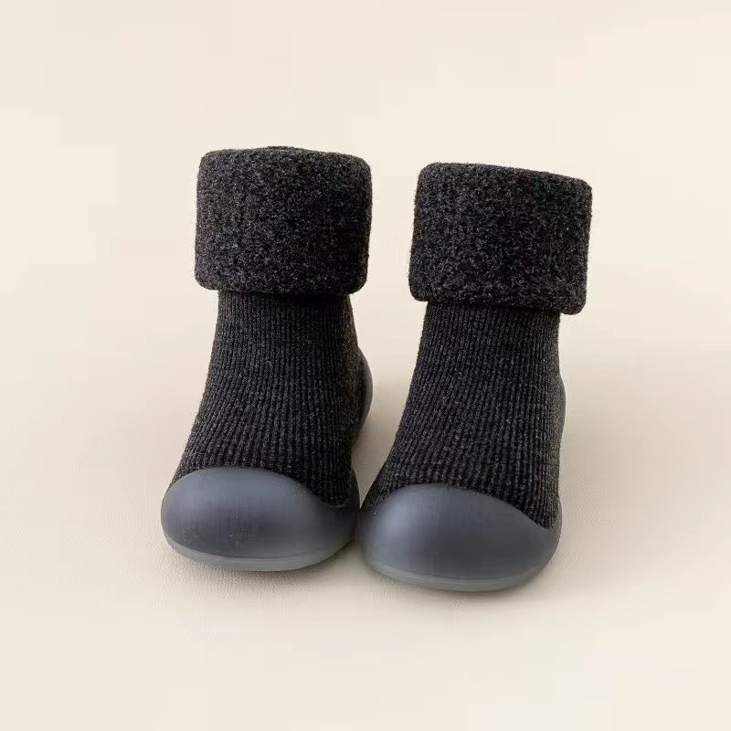 Baby Plush Non - Slip Walking Shoes - Horizon DealsHorizon Deals18/19(11.5cm)Baby Plush Non - Slip Walking ShoesblackE296C133E4C14922AE3AE19E82BFBE7CHorizon DealseproloBaby Plush Non - Slip Walking Shoes