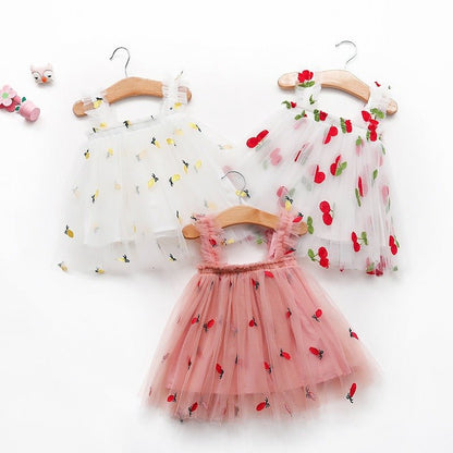 Embroidered Mesh Princess Dress - Horizon DealsHorizon Deals12 - 18MEmbroidered Mesh Princess DressSanta Claus printCE657530F2394BDA97A4F343750735BFHorizon DealseproloEmbroidered Mesh Princess Dress